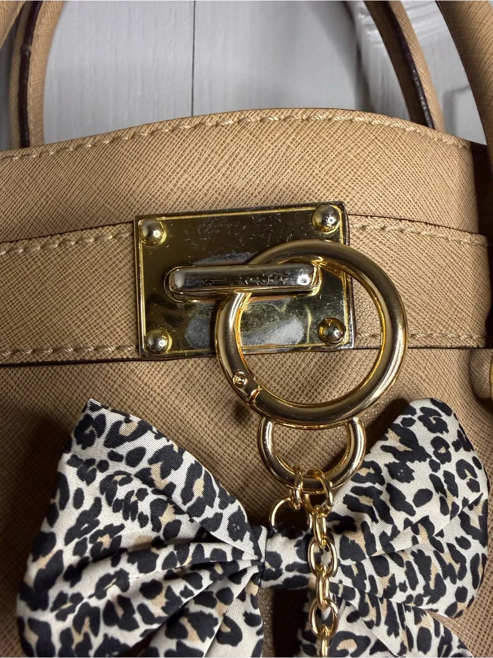 Beige Michael Kors Bag with Leopard Bow Accent - Picture 3 of 7